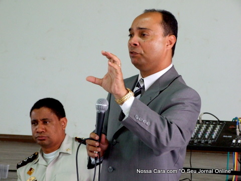 Dr. Jo&atilde;o Alves Neto, promotor p&uacute;blico durantes seu pronunciamento