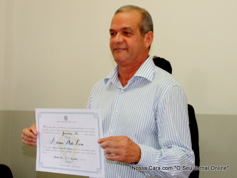 Ademar Pinto, prefeito eleito de Guaratinga recebe seu diploma