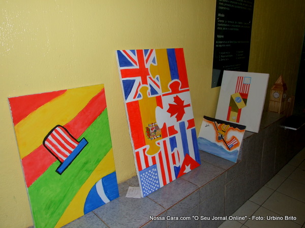 Obras de arte pintadas pelos alunos