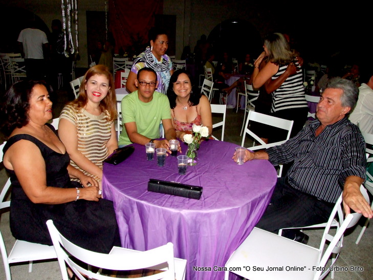 Da esq/direita Maureen Lacerda (secret&aacute;ria M. de Educa&ccedil;&atilde;o) com amigos e funcion&aacute;rios da secret&aacute;ria
