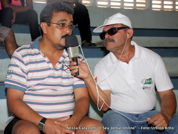 O rep&oacute;rte Evandro Lima entrevista o presidente FBFS Rosalvo dos Santos que fala sobre a evolu&ccedil;&atilde;o do futsal no interior baiano 