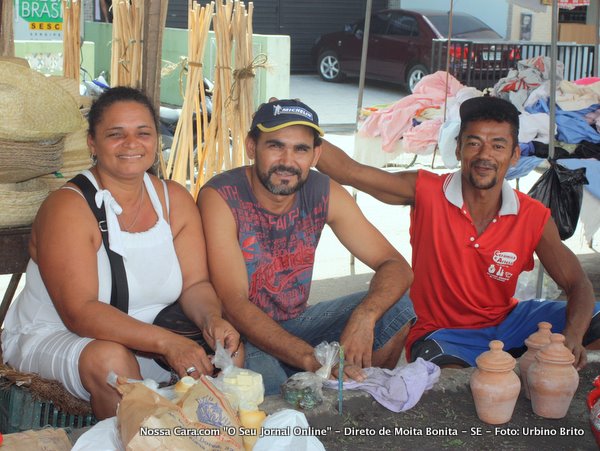 Nega das Caqueiras esposa de Almeida, Almeida e um dos seus empregados