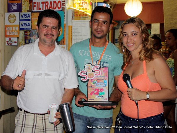 Z&eacute; Amaral e geisa entrega o 2&deg; lugar a Diego da Cor&eacute;ia