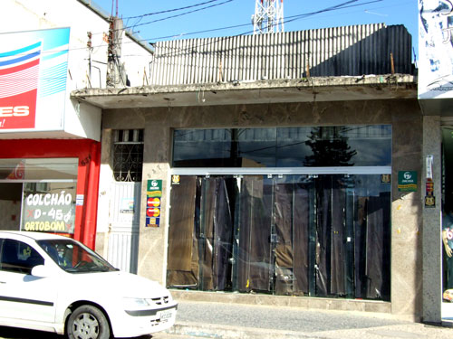 Pr&eacute;dio de uma das lojas Gianne em Eun&aacute;polis