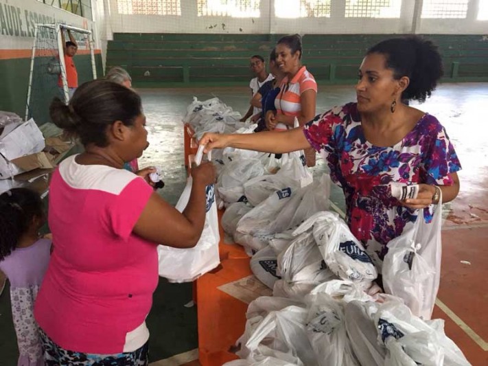 Foto: Distribuição de peixe em Eunápolis (arquivo)