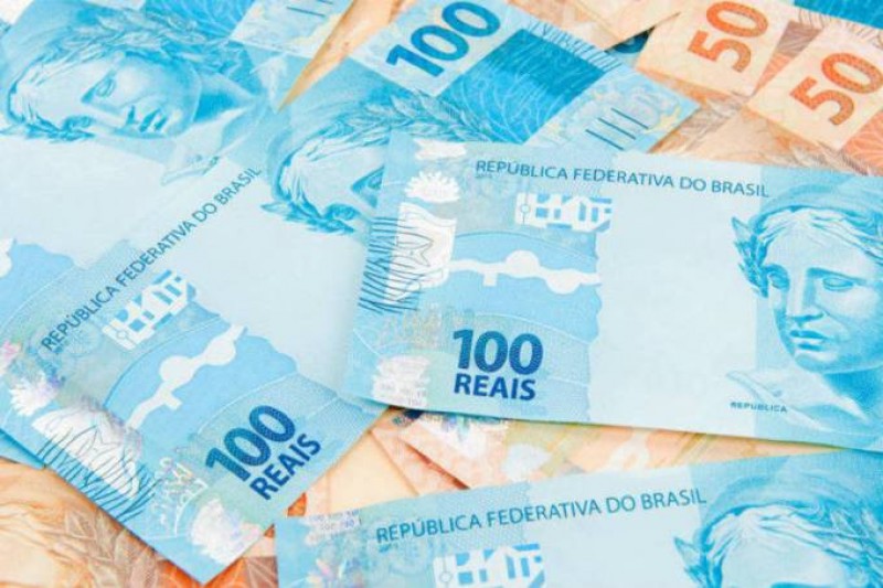 Foto: Vinicius Ramalh Tupinamba/Thinkstock - Herdeiros precisam levar documentos para sacar dinheiro de pessoas falecidas