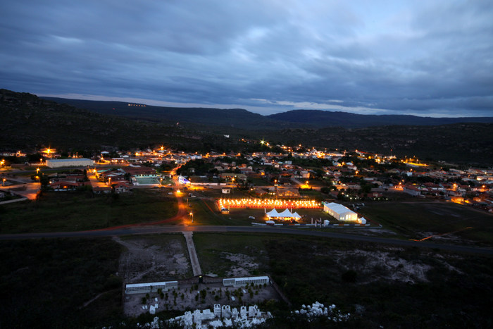 Vista a�rea de Mucug� com arena do evento em destaque - Foto: Fernando Monteiro/Brasil Ride