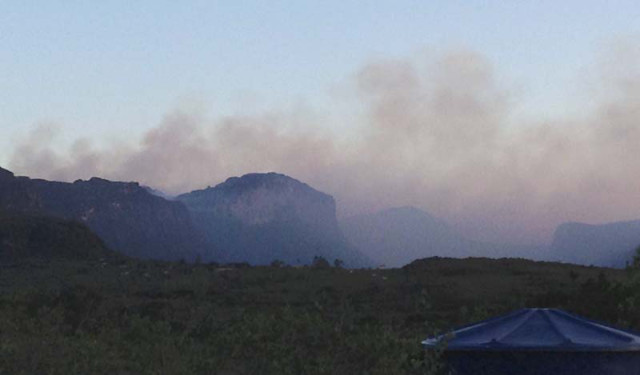 Pela manh� o Vale estava coberto por fuma�a - Foto: Divulga��o/ACV-VC