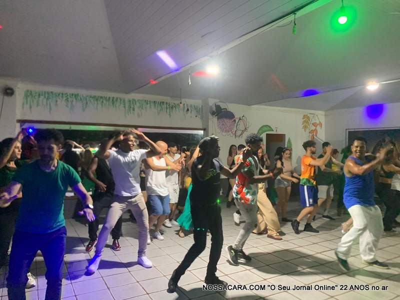 Os aulões movimentaram a pista durante a Semana Cultural da Lambada - Foto: Semana da Lambada